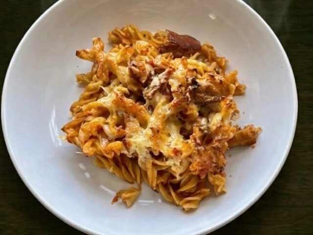 Chicken & Pepperoni Pasta Bake